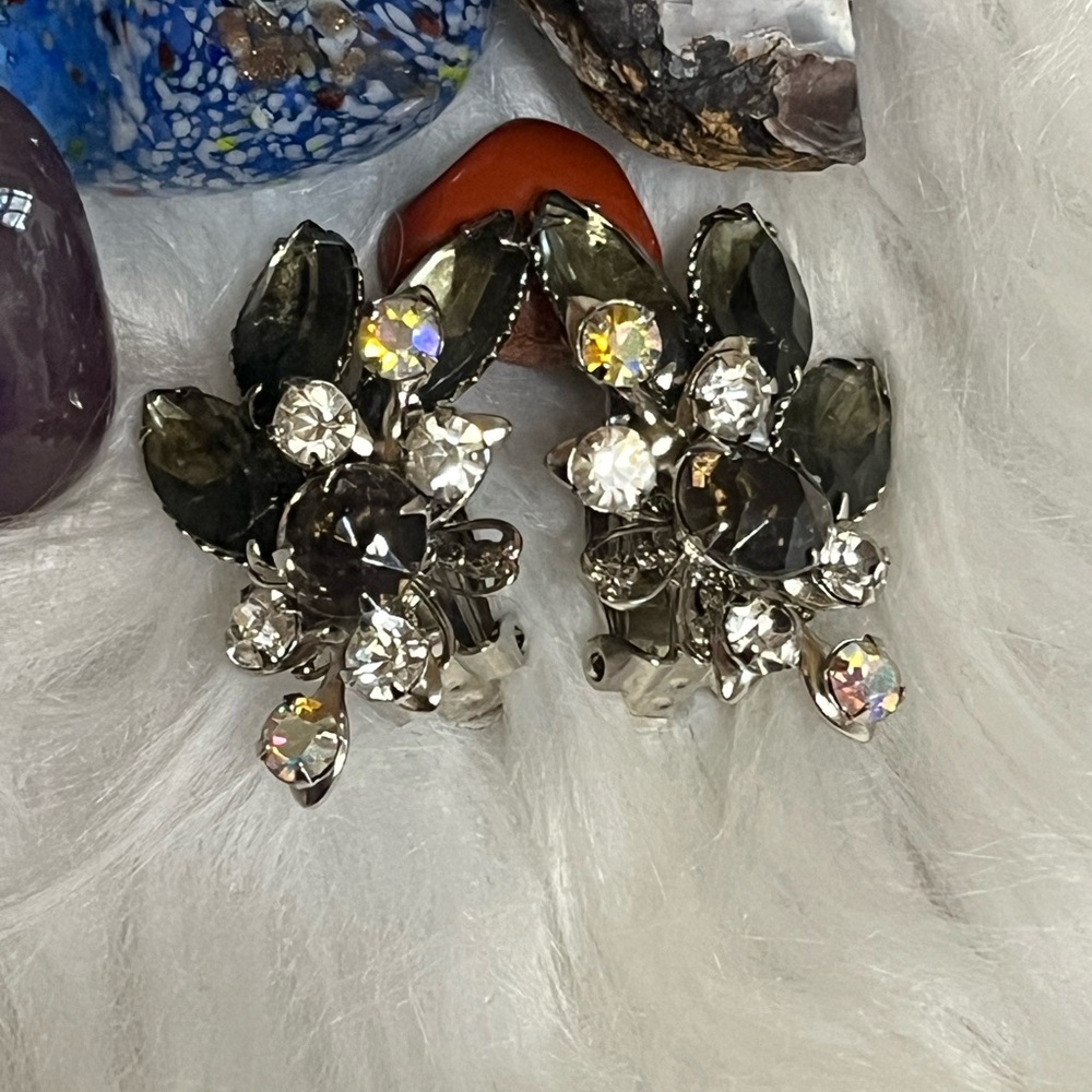 Vintage Smoky Olive Clip Earrings